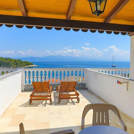 Vista Mare Faros Apartment Gaios Bagian luar foto
